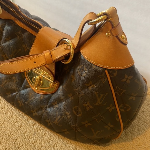 [SOLD] Louis Vuitton Etoile City GM Shoulder Bag Monogram Purse Turn … - Picture 4 of 17